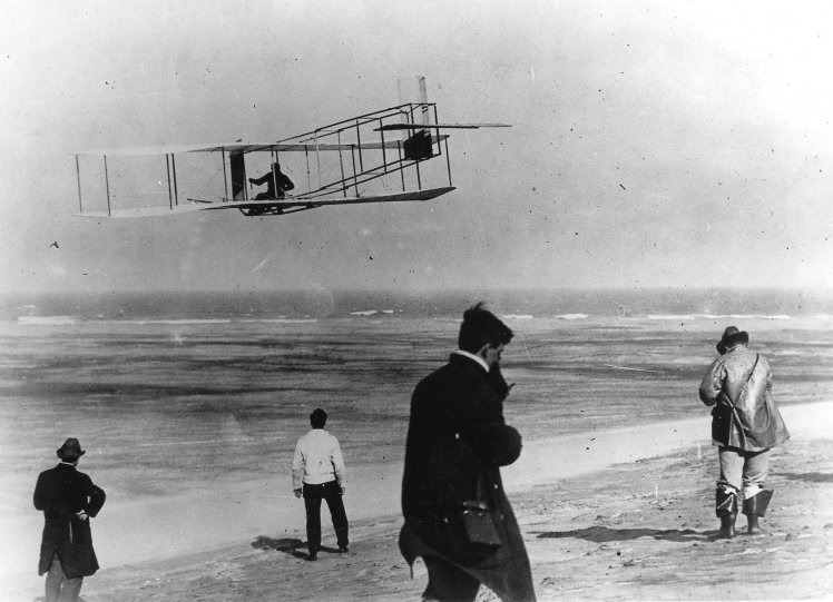 Самолёт «Флайер» стал кульминацией более десяти лет исследований и испытаний американцев братьев Райт.
