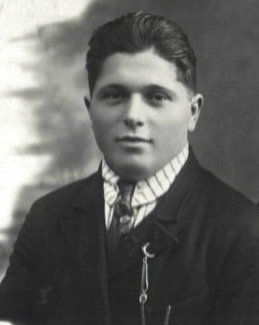 Алексей Колесник 