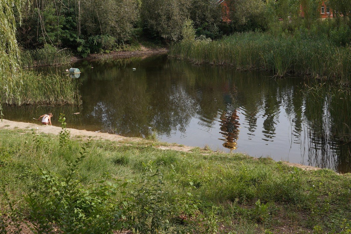 У озера - София 