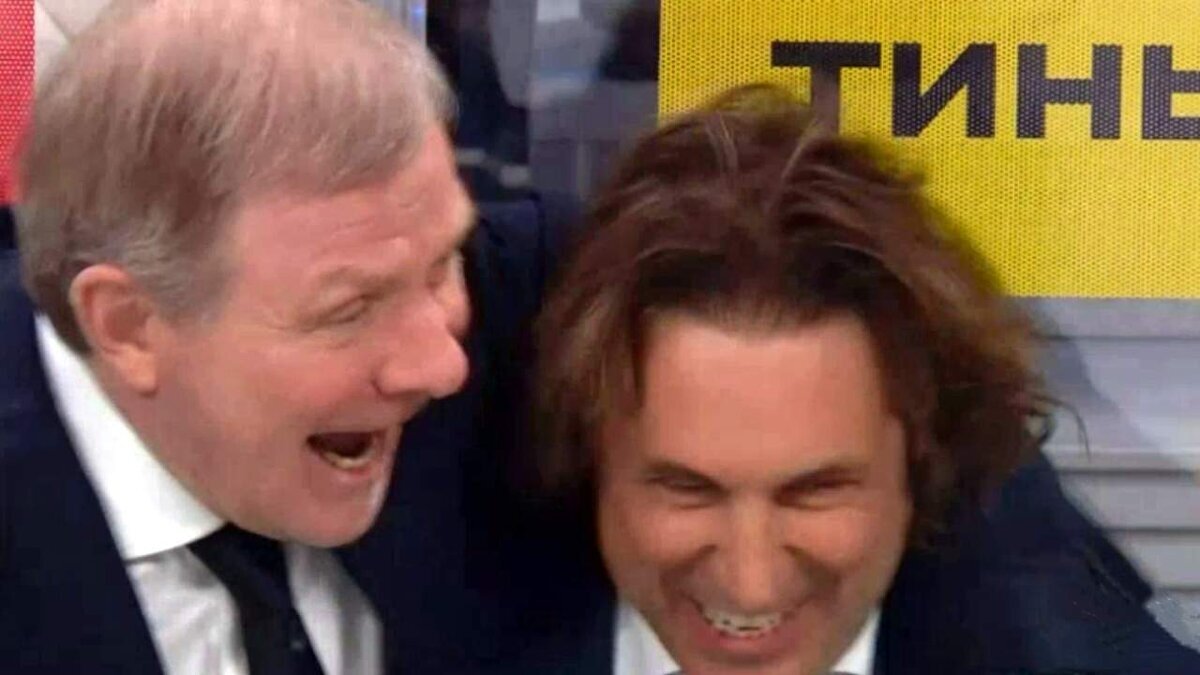 Эмоции тренерского штаба - Михаил Андреев