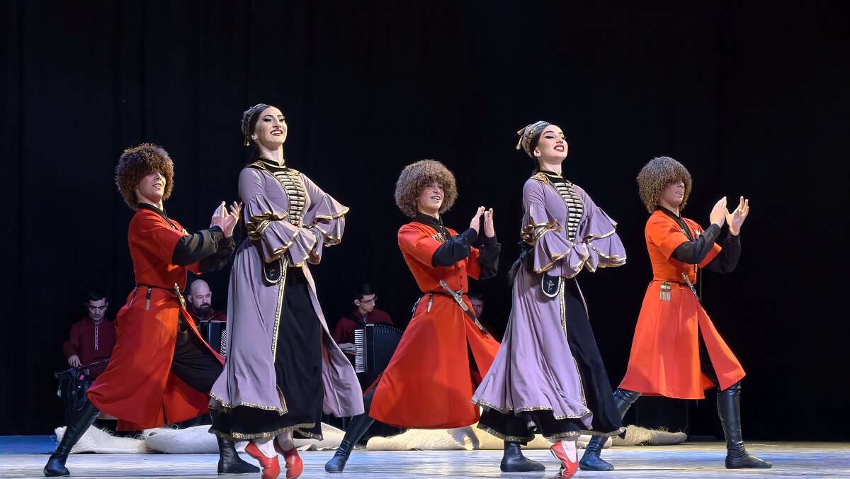 Проживание эмоций в танце - Мариша Тим