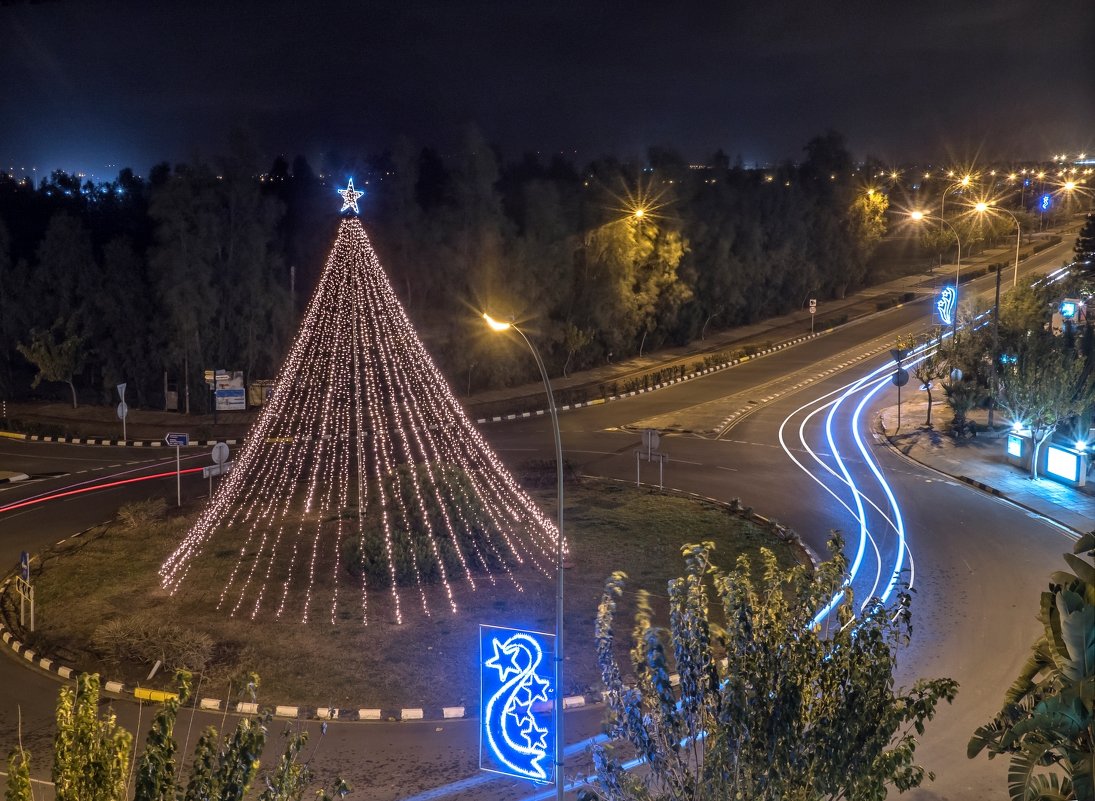 Всех с Новым (и Старым Новым) годом и Рождеством! - Виталий Авакян