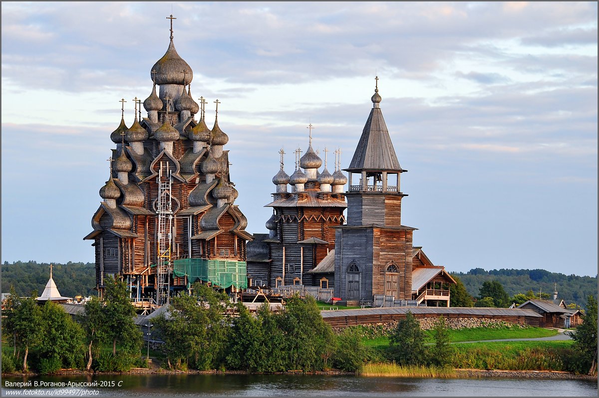 КИЖИ С ВОДЫ - Валерий Викторович РОГАНОВ-АРЫССКИЙ КИЖИ С ВОДЫ - Валерий Викторович РОГАНОВ-АРЫССКИЙ