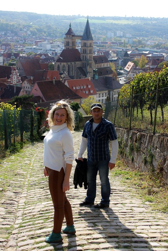 Спуск из средневековой крепости. - Юрий Поздняк Спуск из средневековой крепости. - Юрий Поздняк