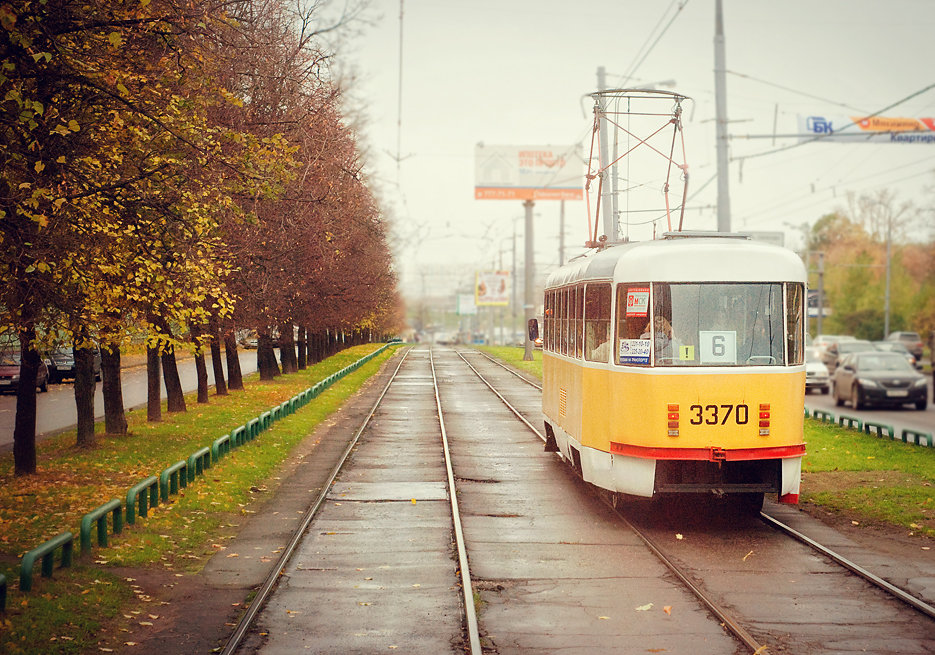 autumn tram - Евгения Захарова