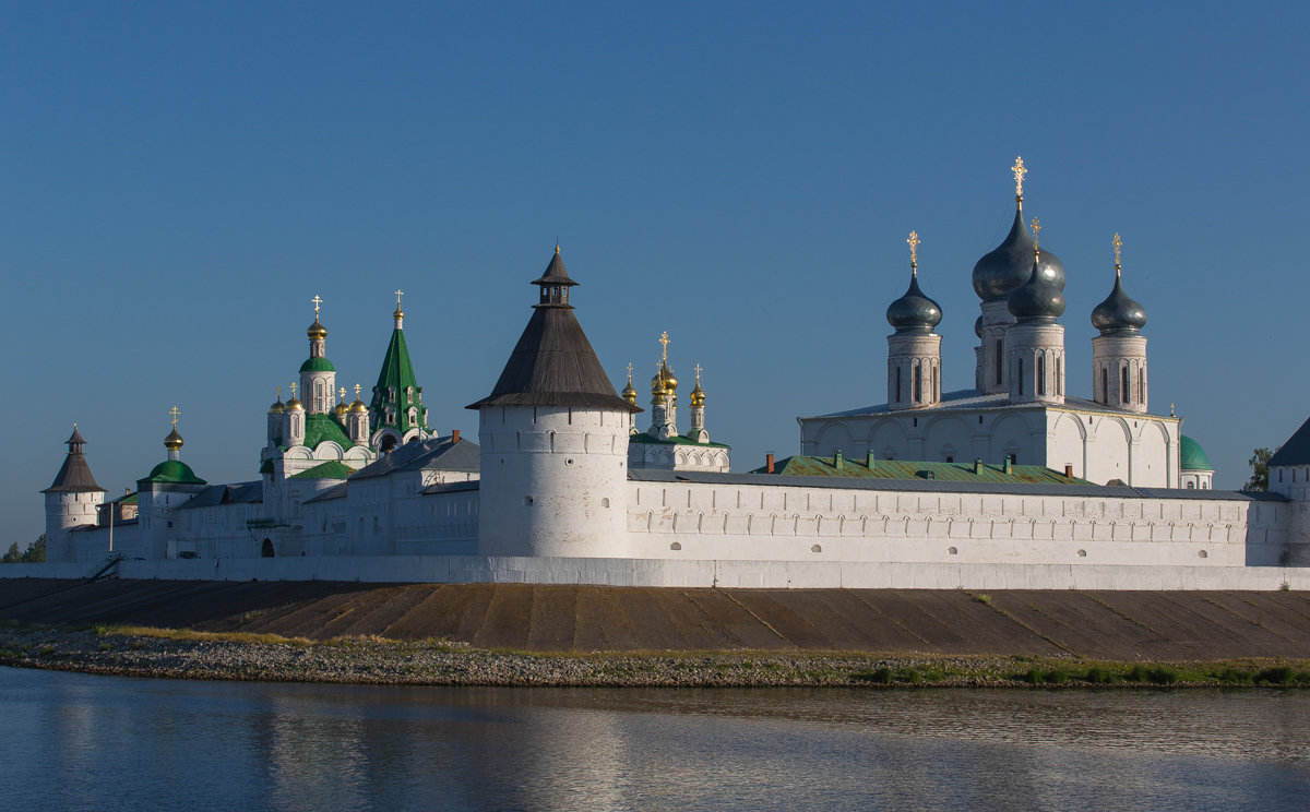 Свято-Троице-Макарьево-Желтоводский монастырь - Дмитрий Гортинский