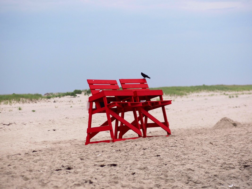 Empty beach - Vadim Raskin