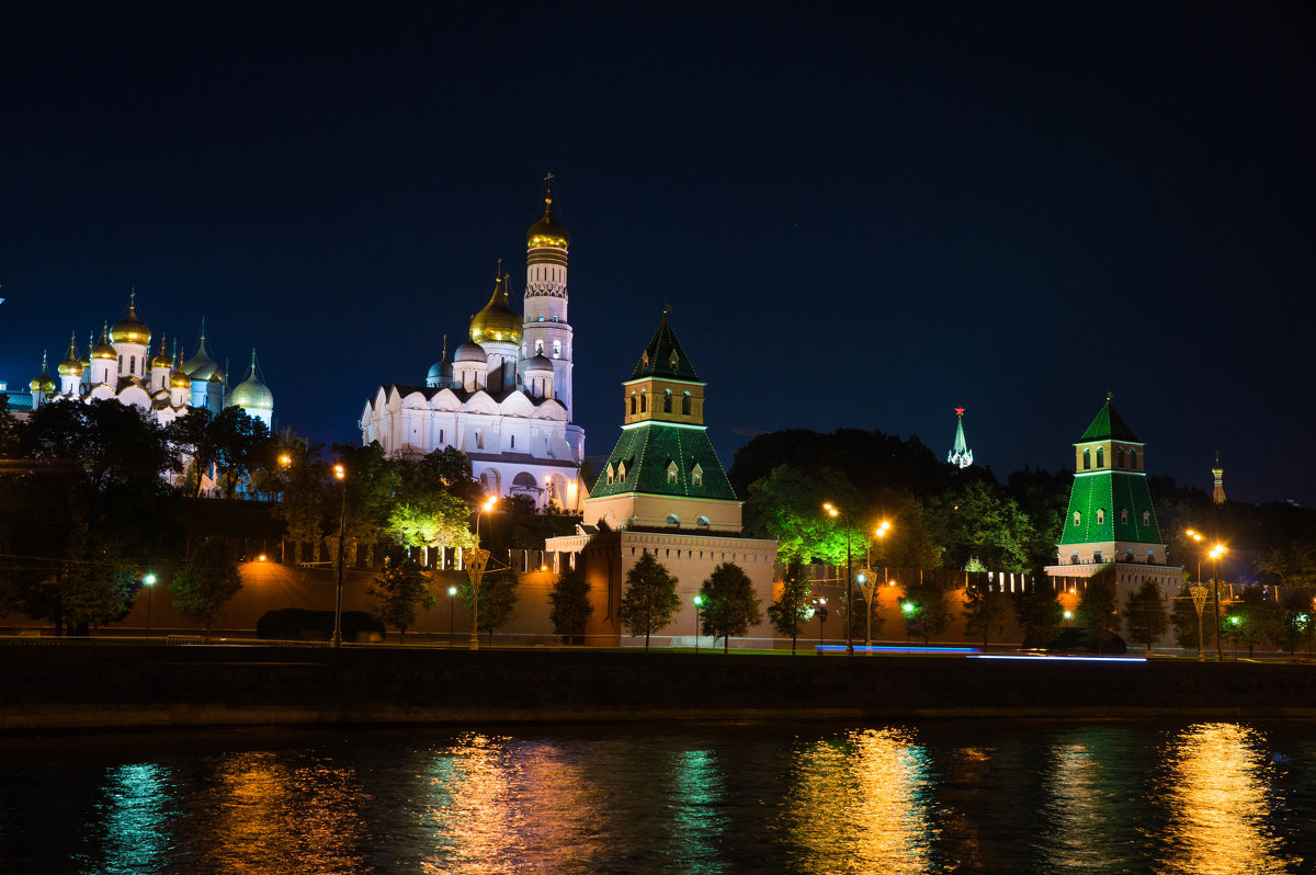 Ночь. Москва. Кремль. - Андрей Воробьев