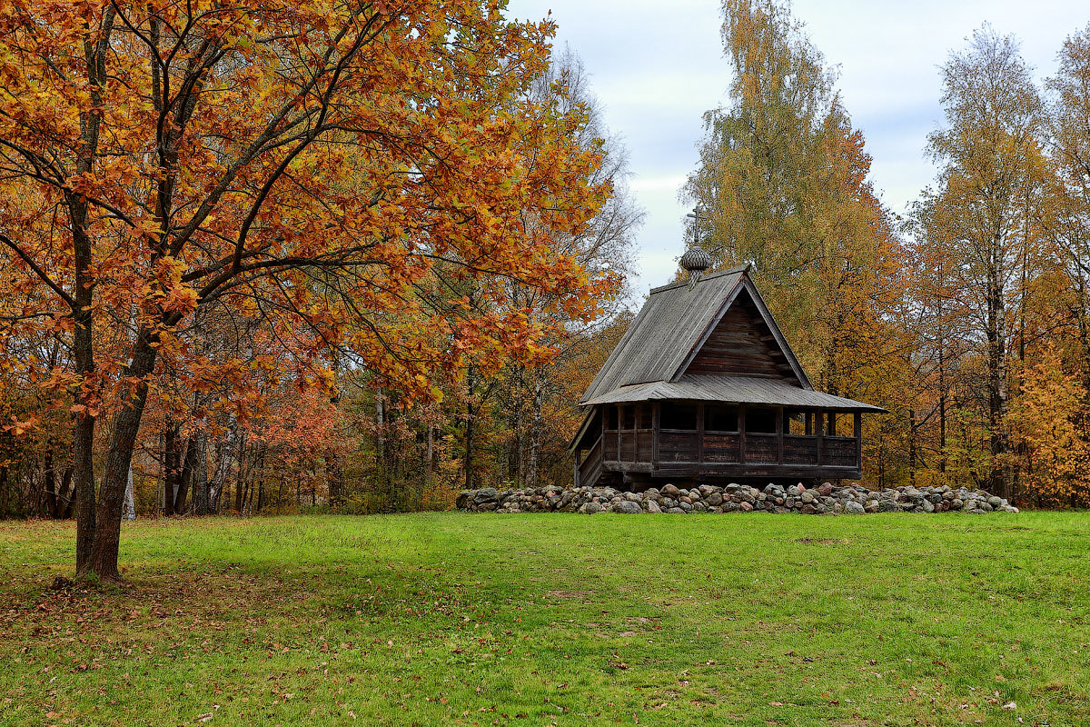 Часовенка в лесу - Евгений Никифоров