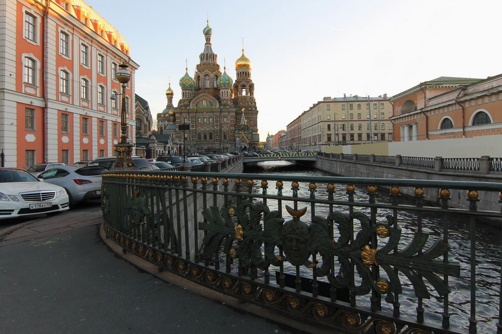 У Тройного моста - Вера Моисеева