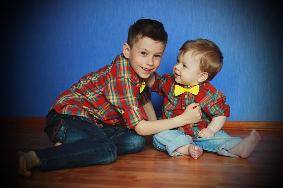 Братишки - *** Алёнка ***