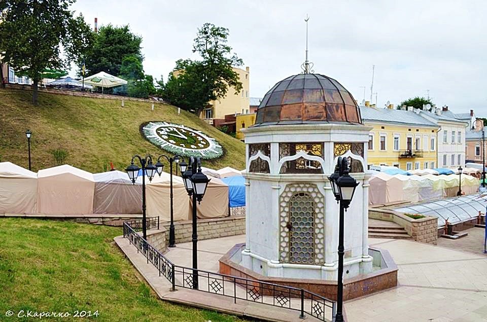 Чернівці, Турецька криниця - Степан Карачко