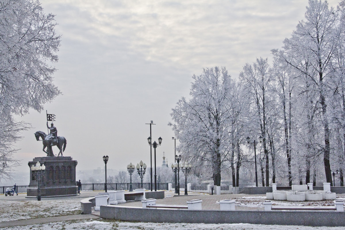 Парк им. Пушкина, памятник князю Владимиру - Надежда Чернышева