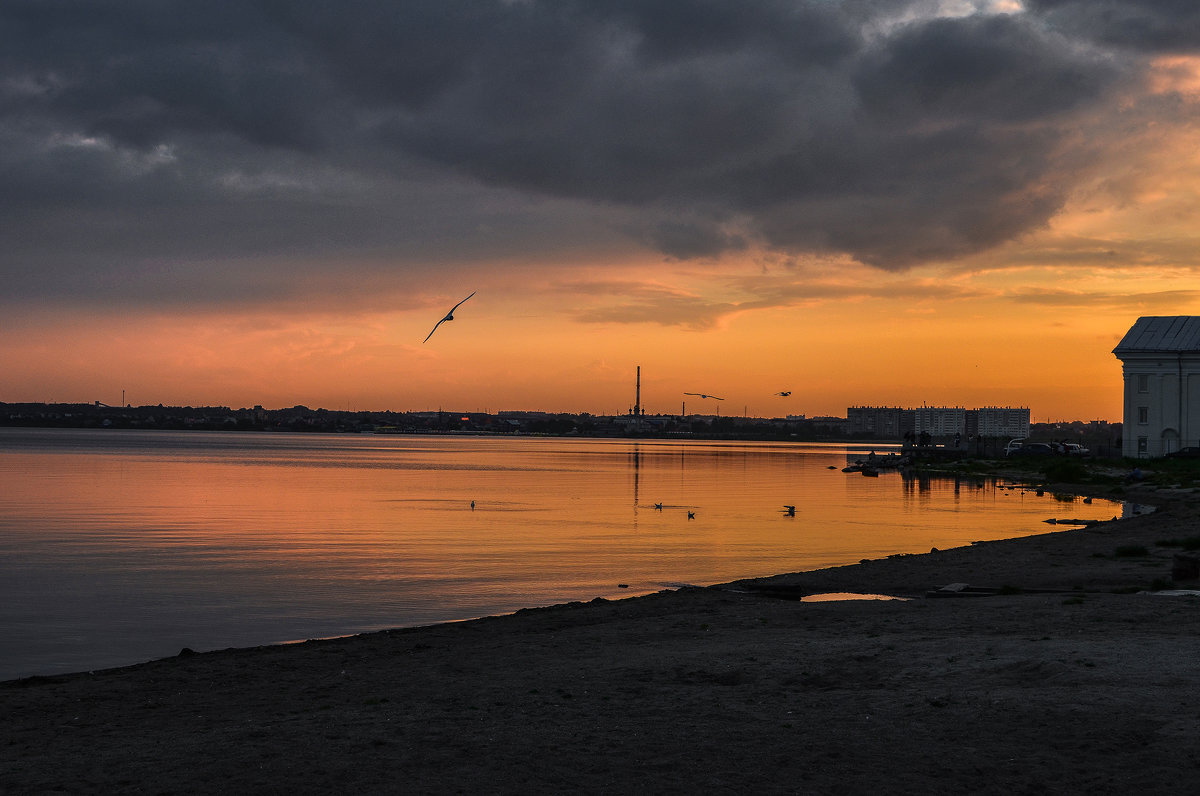 Закат на озере - Владимир Закат на озере - Владимир