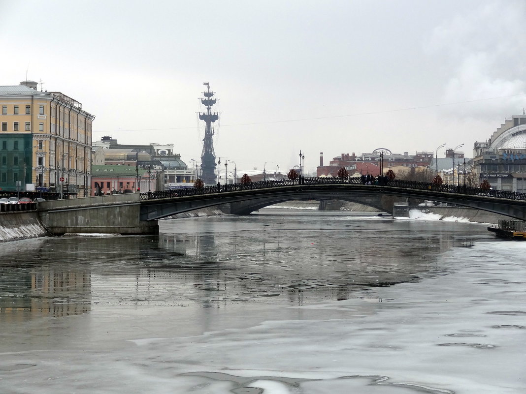 Лужков мост, если кто такого помнит. - Peripatetik 