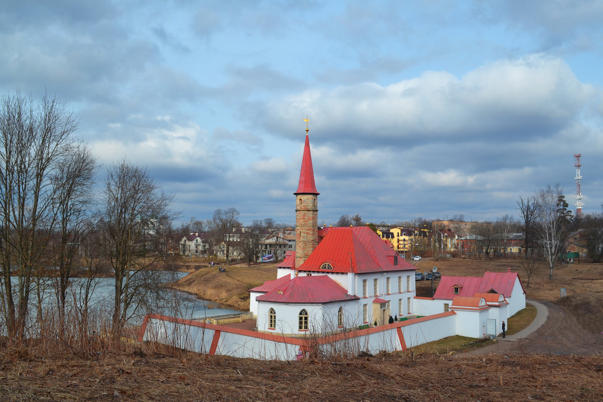 Приоратский дворец - Наталья Левина