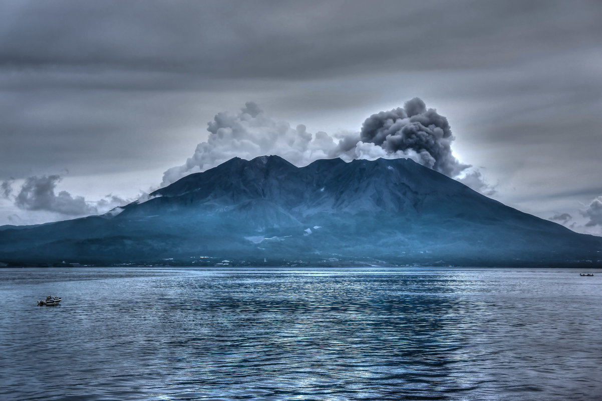 sakurajima - Slava Hamamoto