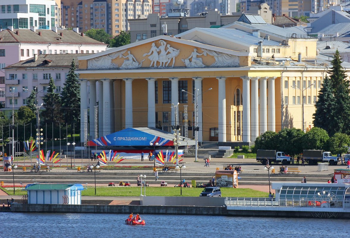 С праздником - с Днем России! - Ната Волга