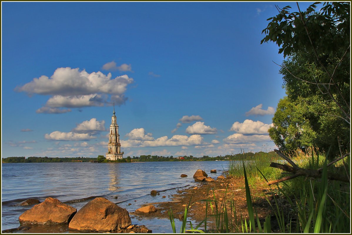 Калязин, город одного символа - Дмитрий Анцыферов Калязин, город одного символа - Дмитрий Анцыферов