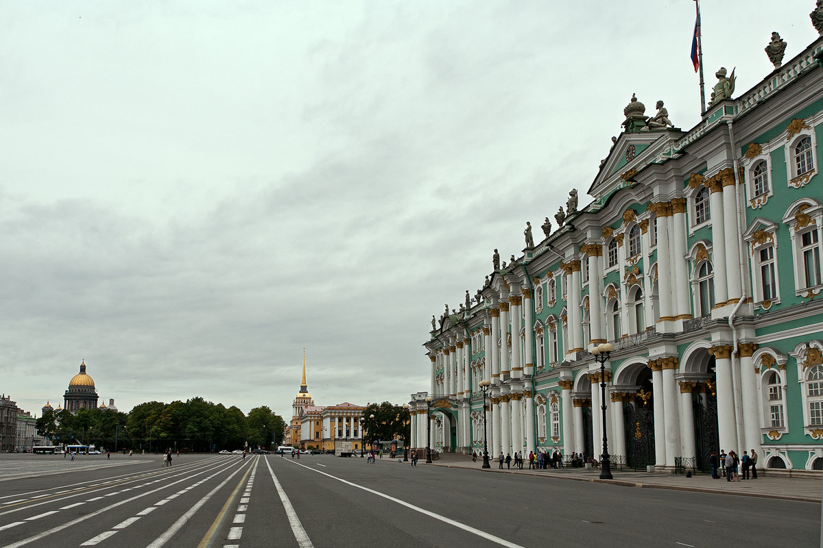 Дворцовая площадь. Санкт-Петербург. - Николай Тренин