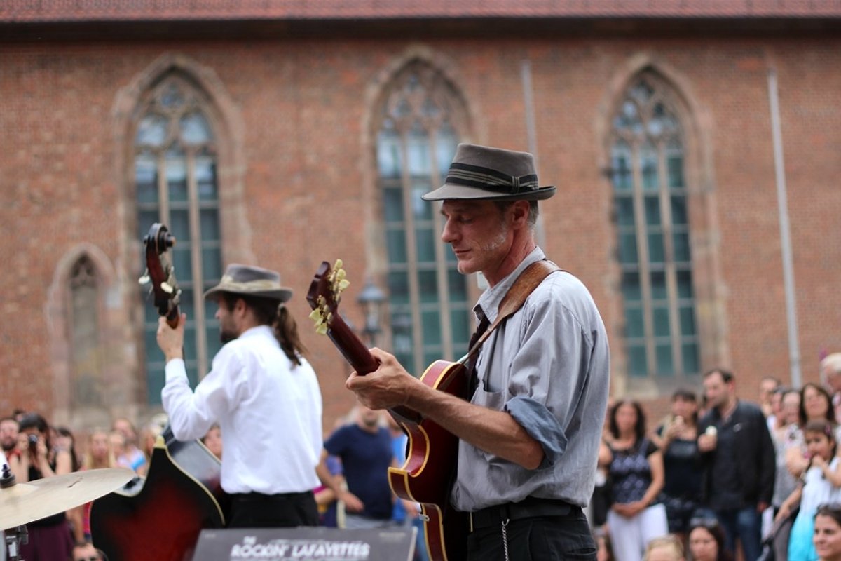 Играй, музыкант, не спи... - Elen Dol