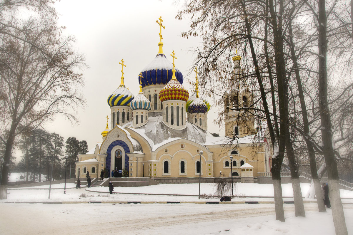 Храм князя Игоря Черниговского в Переделкино...Москва - Александр Филатов