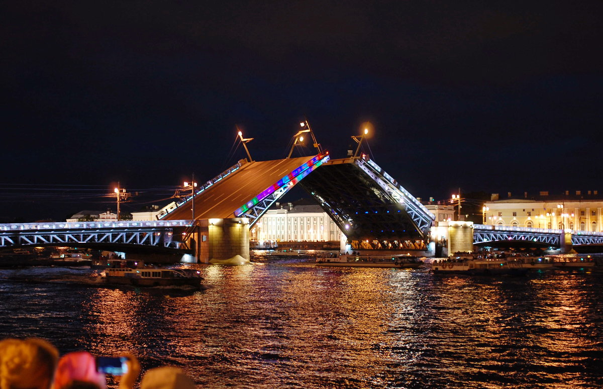 Петербург, развод моста у Дворцовой площади - Маргарита 