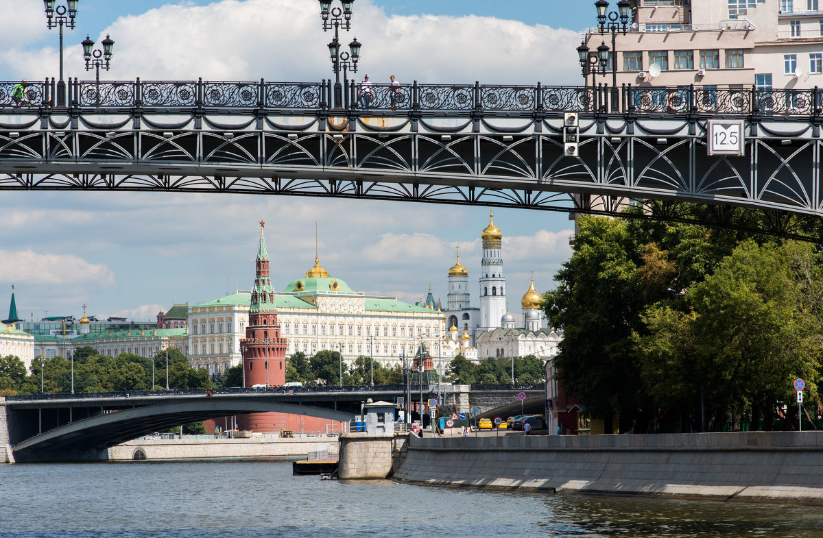 Мосты на Москва-реке. - Владимир Безбородов