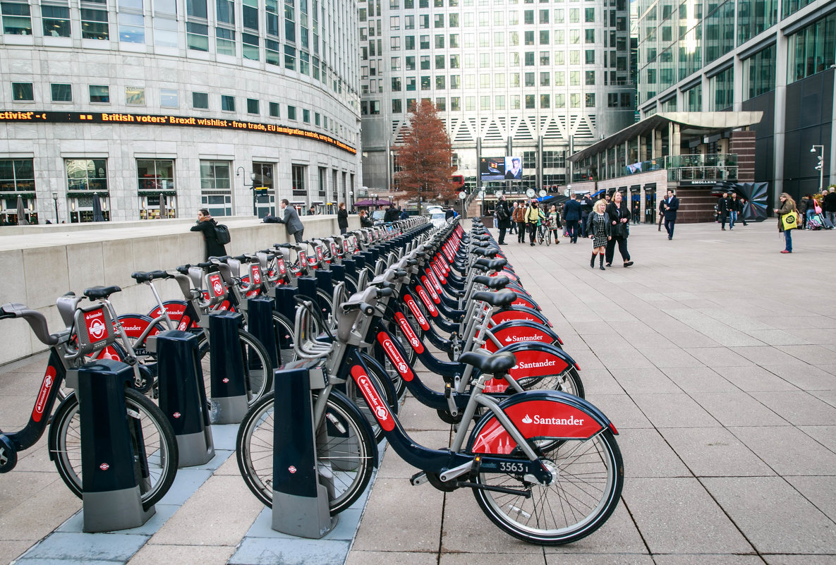 Canary Wharf .London. - Antonina Burton