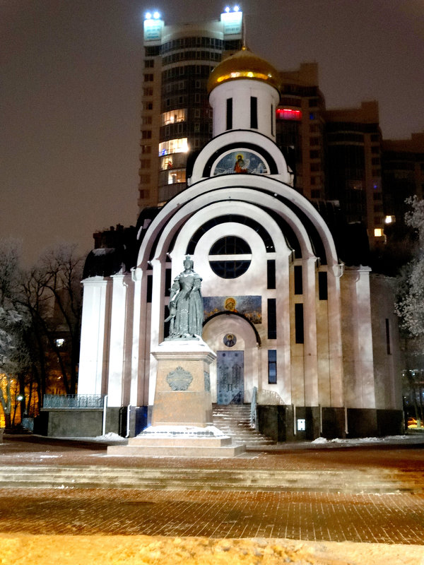 Покровский храм и памятник императрице Елизавете Петровне в Ростове-на-Дону... - Тамара (st.tamara)