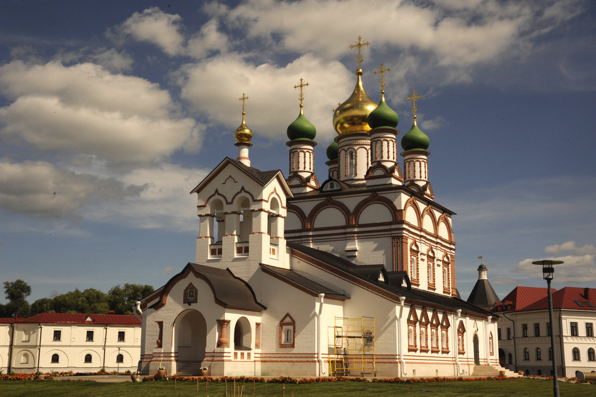 Ростов Великий Троице-Сергиев Варницкий монастырь - Вячеслав 