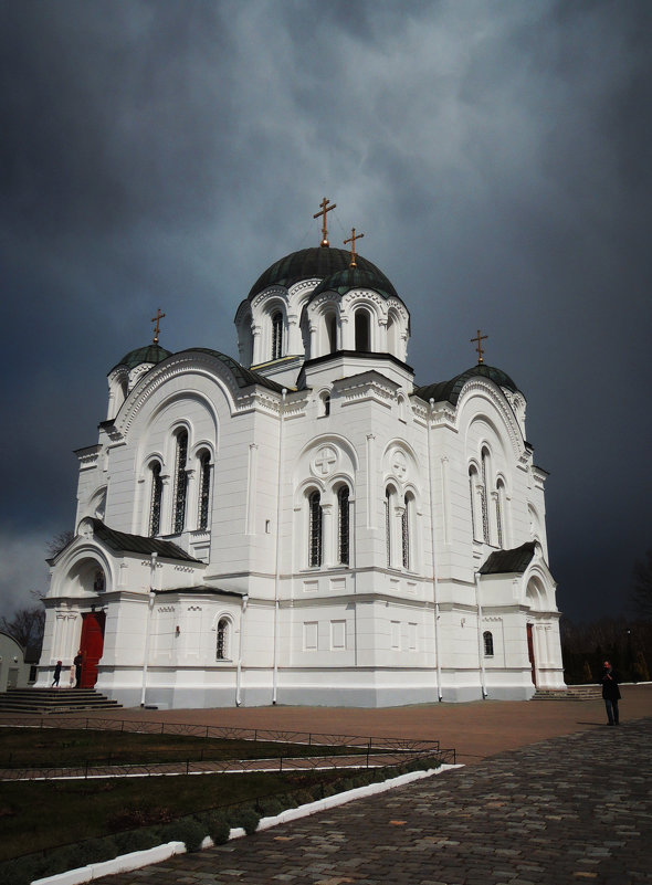 Спасо-Ефросиньевский женский монастырь - Элен Шендо