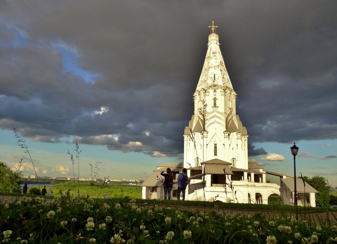 в солнечном свете... - Валентина. .