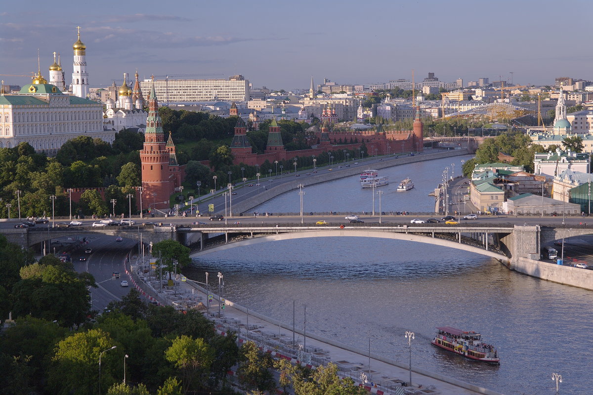 Вид на Кремль. - Саша Бабаев