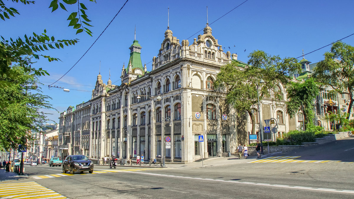 Владивосток ул. Светланская 35 - Эдуард Куклин