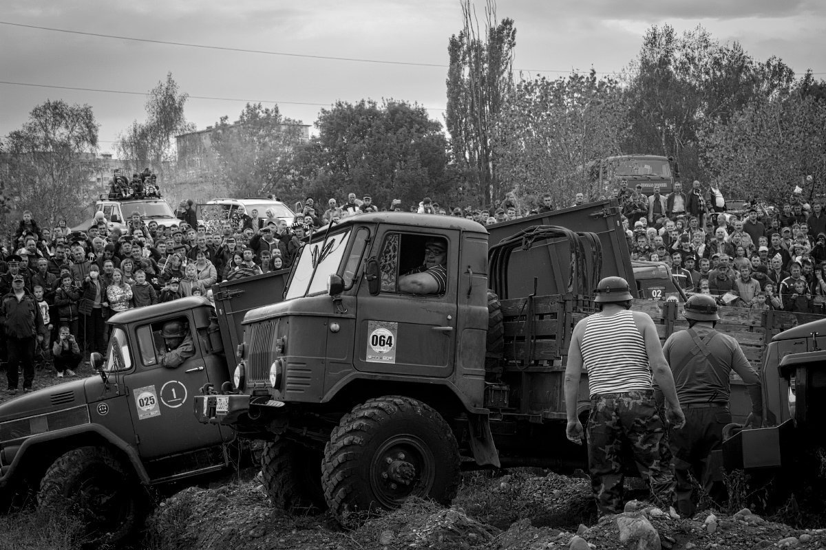 застряли на русском бездорожье... - Денис Сидельников