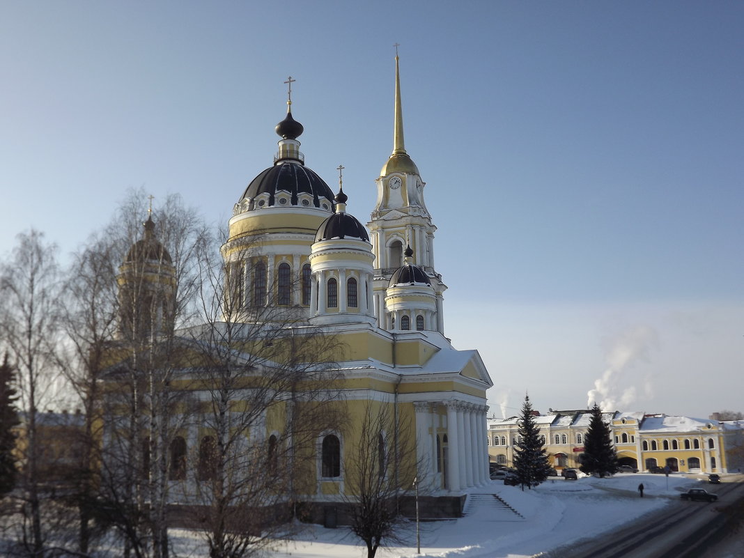 Зима в городе.Рыбинский Спасо-Преображенский собор. - Нина Андронова