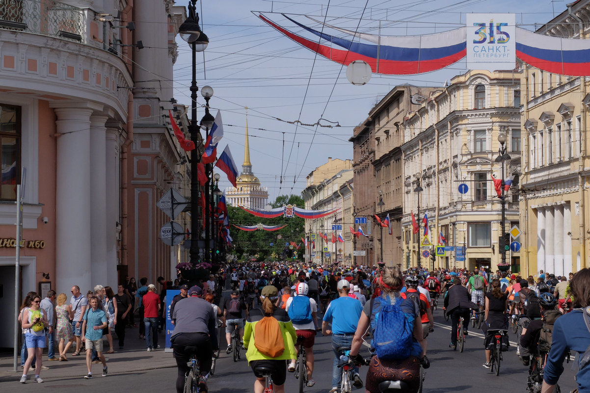 Велопарад к 315-летию Санкт-Петербурга - tipchik 