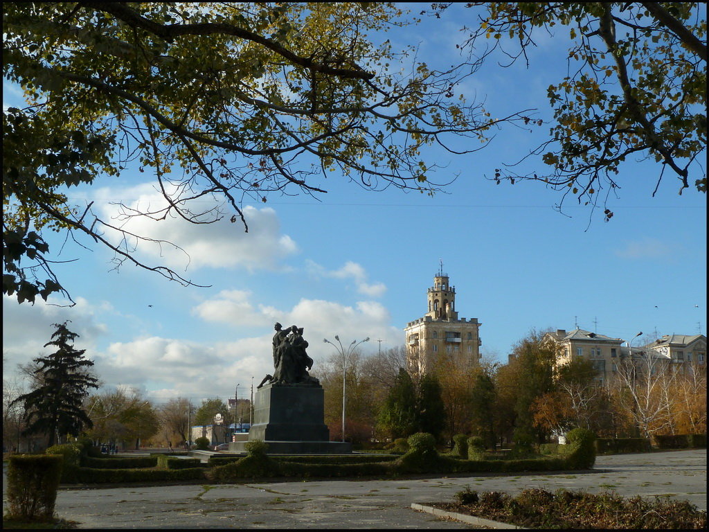 Волгоград.Памятники. - Юрий ГУКОВЪ