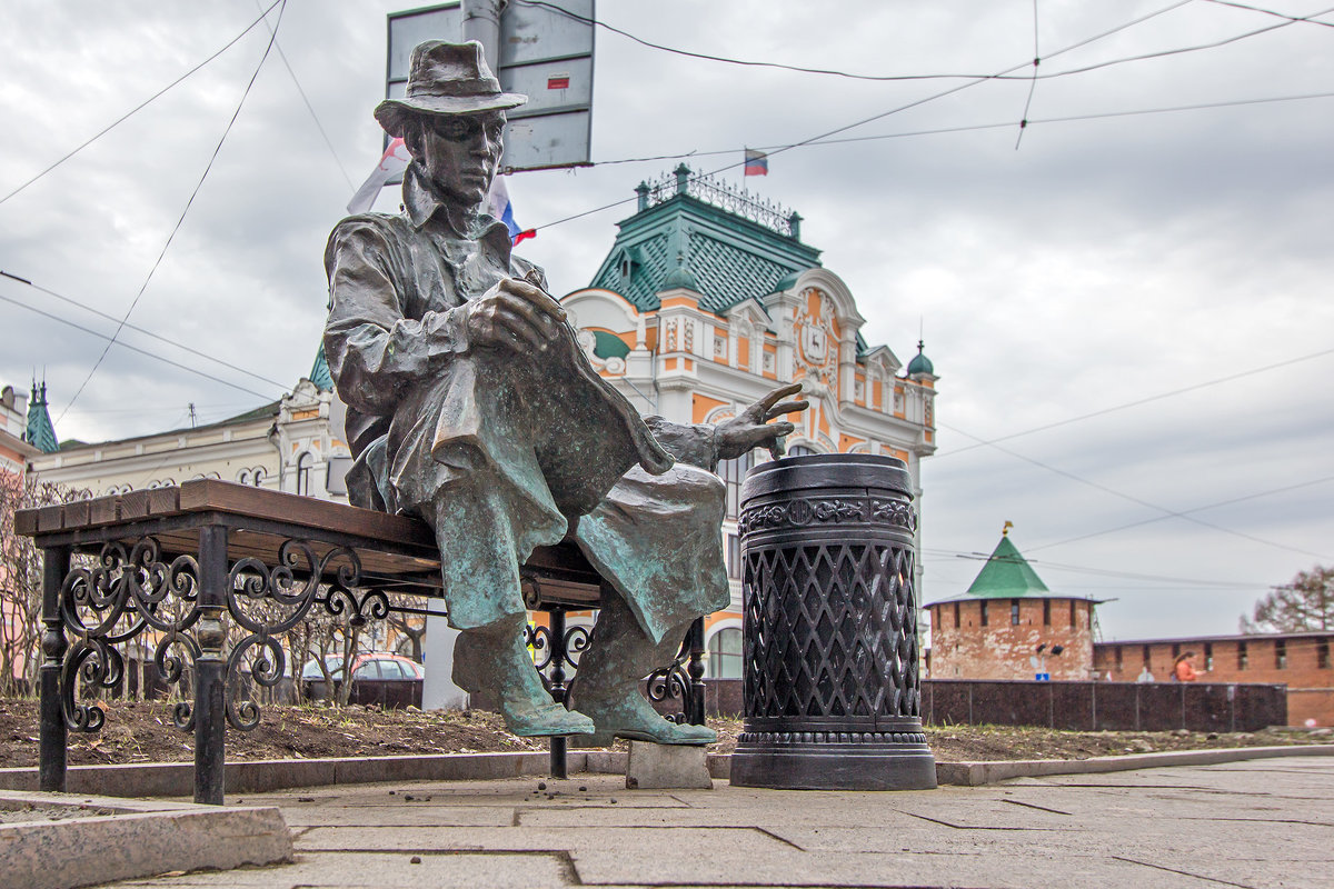 2018.04.30_7830-3 Ниж.Новг. читатель Из.рук.в.руки кроп 1920 - Дед Егор 