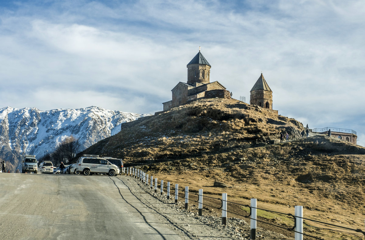 Троицкая церковь в Гергети - Лариса Батурова