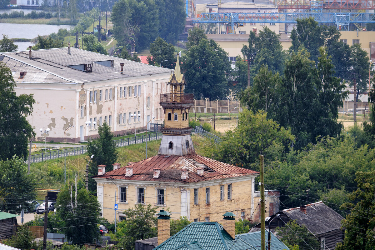 Здание волостного правления Верх-Нейвинск - Олег 