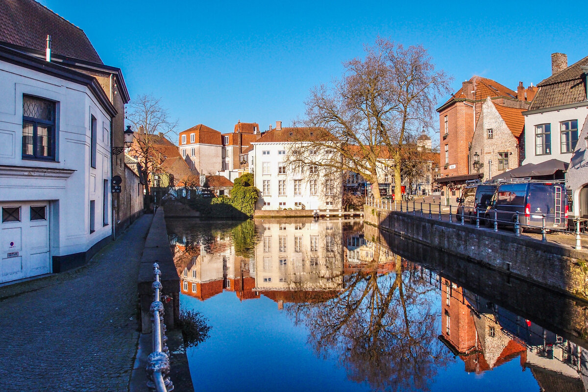 Редкий солнечный день в Брюгге - Eldar Baykiev