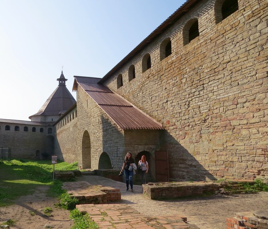 Крепостная стена и Головина башня - Вера Щукина