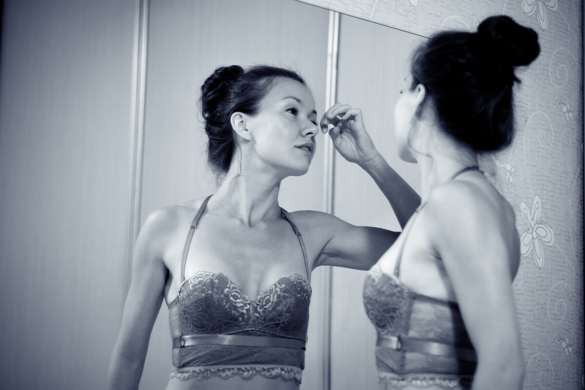 * * * - Денис Бушуев