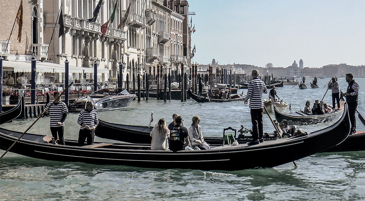 Venezia. Tragetto e Gondola. - Игорь Олегович Кравченко