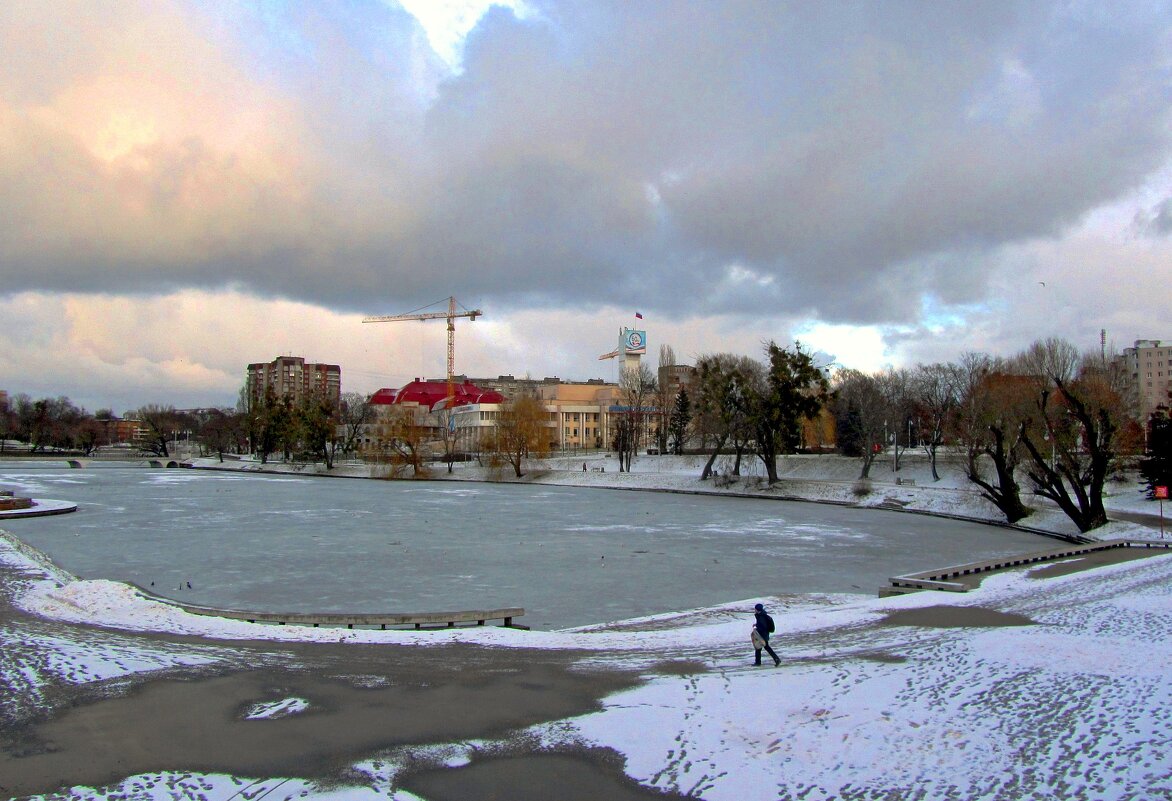 Городское озеро - Сергей Карачин