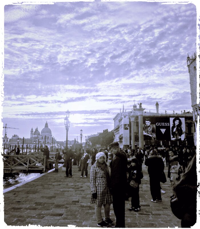 Прохладный вечер... - Владимир и Ир. Кв. Прохладный вечер... - Владимир и Ир. Кв.