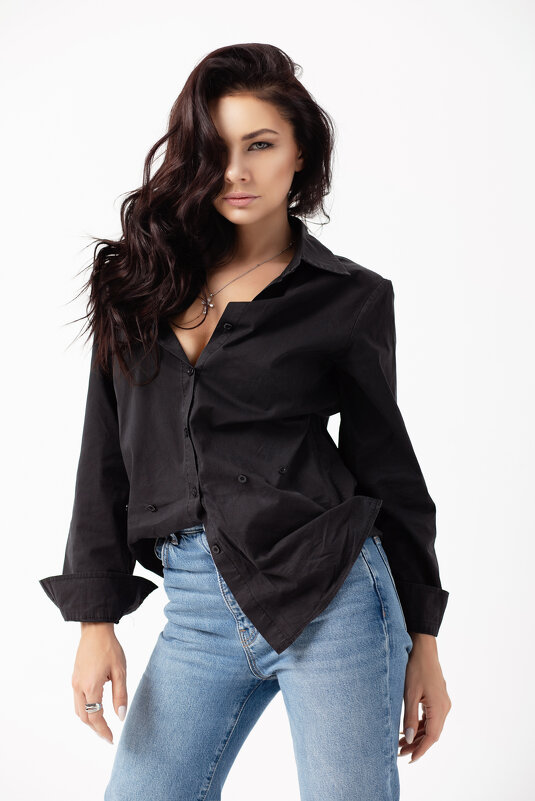 женский  портрет - Тамара Нижельская