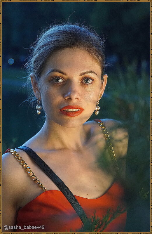 Раненный болью Ищу твои глаза. - Саша Бабаев Раненный болью Ищу твои глаза. - Саша Бабаев